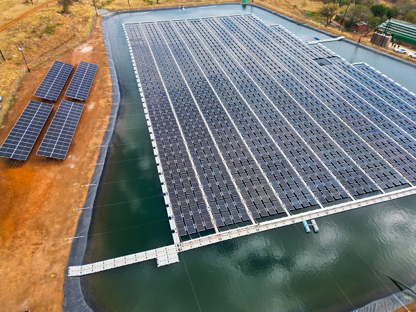 Floating solar plant in Mpumalanga farm