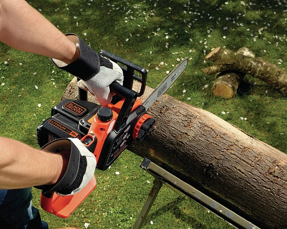 Black+Decker Li Ion Battery Chainsaw