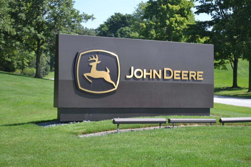 Is John Deere a Buy, Sell, or Hold? A Comprehensive Analysis