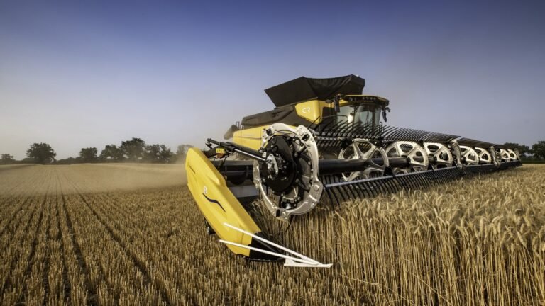 How They Were Built: The New Holland CR11, the World’s Largest Combine Harvester