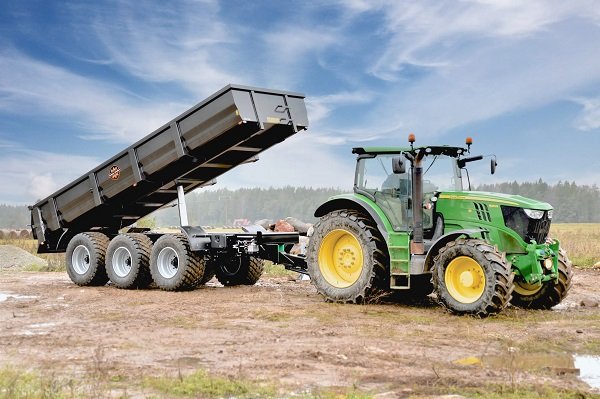 Tractor trailers: Powering efficiency in modern agriculture and logistics