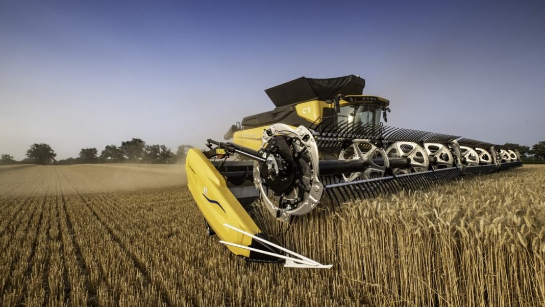 New Holland CR11, the World's Largest Combine Harvester